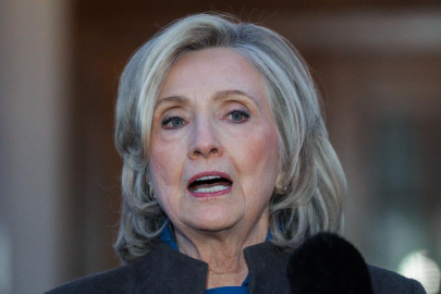 Hillary Clinton: Epstein ile hiç karşılaşmadım