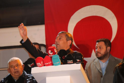 CHP Lideri Özel: Tanju'yla gurur duyuyoruz