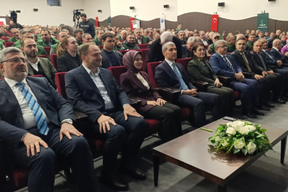 Bakan Göktaş'tan 15 yaş altı sosyal medya düzenlemesi mesajı