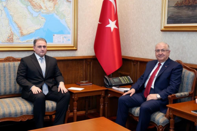 Bakan Güler, Bakan Mustafayev ile görüştü