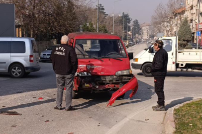 Bursa'da korkutan kaza: 3 yaralı