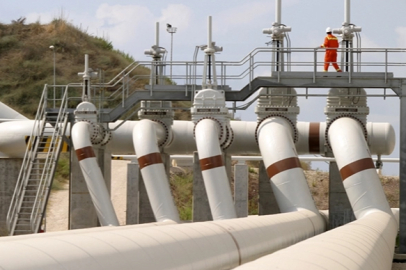 Katar doğal gaz üretimini askıya aldı