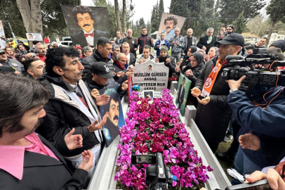 'Müslüm Baba' mezarı başında anıldı