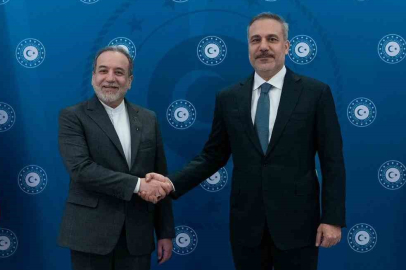 Bakan Fidan, İran Dışişleri Bakanı Arakçi ile görüştü