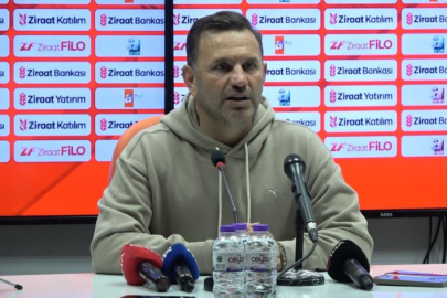 Okan Buruk: Taraftar layık olmak için çalışıyoruz