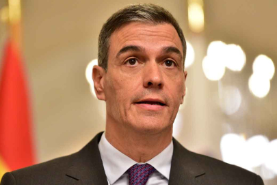 Sanchez: Milyonların kaderiyle Rus ruleti oynayamazsınız