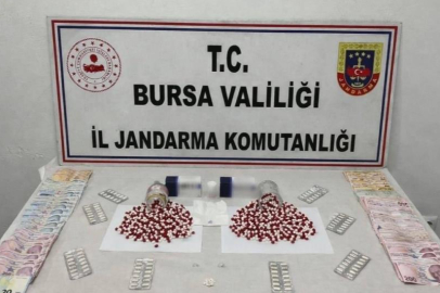 Bursa'da bin 39 adet sentetik hap ele geçirildi