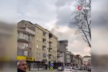 Bursa'da ocakta unutulan yemek yangına neden oldu