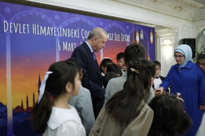 Cumhurbaşkanı Erdoğan, devlet himayesindeki çocuklarla gönül sofrasında buluştu