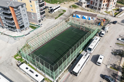 Gemlik'te sahalar yenileniyor