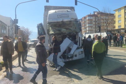 Bursa'da zincirleme kaza: 5 yaralı