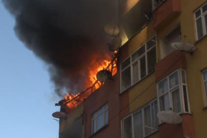 4 katlı binanın çatısı alev alev yandı