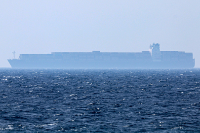 İran'dan ABD ve İsrail'e Hürmüz resti