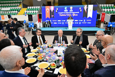 AK Parti Yıldırım’da teşkilat vefa iftarına yoğun katılım