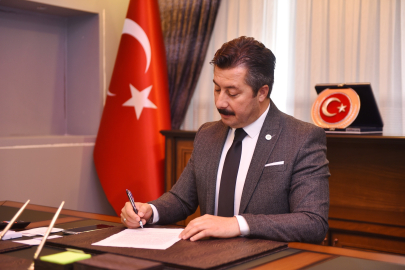 Başkan Özel: İstiklal ruhu geleceğimizin teminatıdır