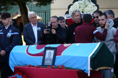 Trabzonspor'da, Orhan Kaynak için tören düzenlendi