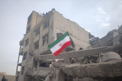 Risalet Meydanı yerle bir oldu