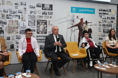 Başkan Özdemir’den sağlık çalışanlarına teşekkür