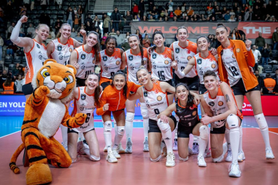 Eczacıbaşı Dynavit normal sezonu galibiyetle tamamladı