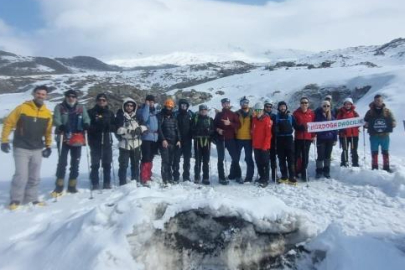 Ağrı Dağı'nda zirve yolculuğu başladı