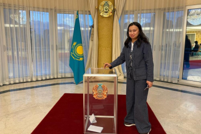 Ankara’da Kazakistan vatandaşları sandık başına gitti