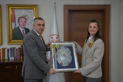 Aynur Gökalp Durna, Bursa’da eğitim yatırımlarını yerinde inceledi