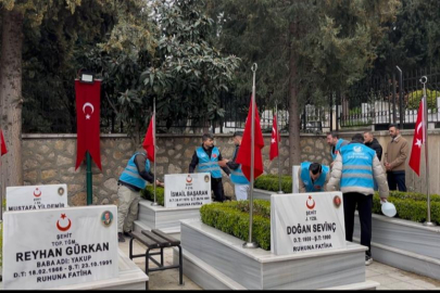 Bursa'da bayram öncesinde şehitler unutulmadı