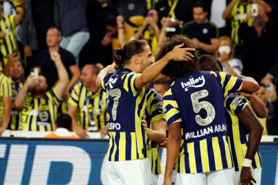 Kadıköy'de Nene şov! Sarı-lacivertliler Gaziantep'i 4 golle devirdi