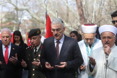 Bursa protokolünden Pınarbaşı Şehitliği'ne anlamlı ziyaret