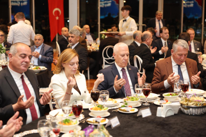 Büyükşehir Meclisi ailesi aynı sofrada buluştu