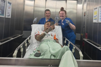 Noa Lang, ameliyatının iyi geçtiğini paylaşımıyla duyurdu