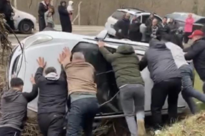 Bursa'da feci kaza: Araç takla attı