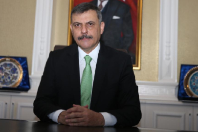 İçişleri Bakanı Çiftçi, AK Parti üyelik giriş beyannamesini imzaladı