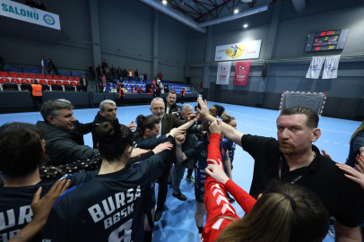 Bursa Büyükşehir Belediyespor Avrupa’da yarı final için avantajı kaptı