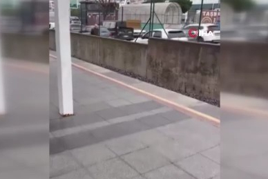 Bursa'da yolunu kaybeden yaşlı adam, trafikte tehlike saçtı