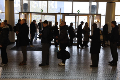 Danimarka halkı genel seçim için sandık başında