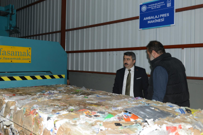 Yıldırım’da geri dönüşümle her ay 5 bin ağaç kurtarılıyor