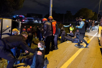 Ceza infaz kurumuna ait servis aracı devrildi: 16 yaralı