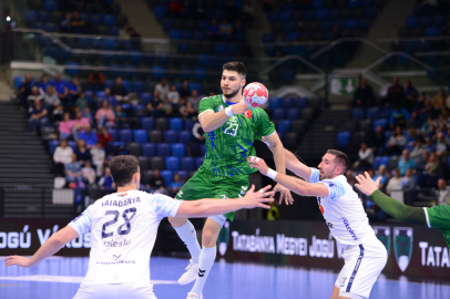 Nilüfer Belediyespor Macaristan’dan avantajlı döndü