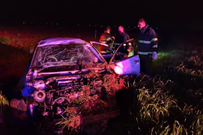 Otomobil şarampole yuvarlandı: 1 ölü, 3 yaralı