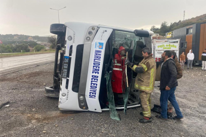 Sporcuları taşıyan otobüs devrildi: 4 yaralı