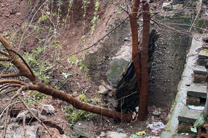 Bursa'da yağış sonrası istinat duvarı çöktü