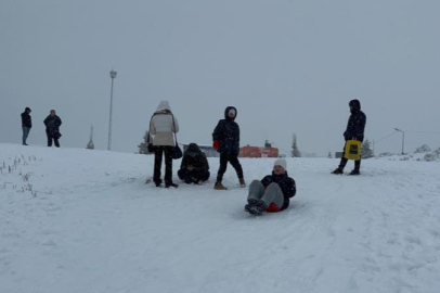 Günübirlikçiler Uludağ'a akın etti