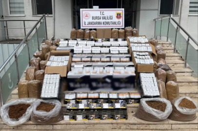 Bursa'da kaçak tütün operasyonu: 205 bin adet makaron ele geçirildi