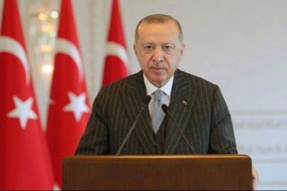 Cumhurbaşkanı Erdoğan, Alparslan Türkeş'i vefatının 29'uncu yıl dönümünde andı