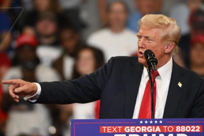 Trump: "ABD üçüncü dünya ülkesi olmayacak"