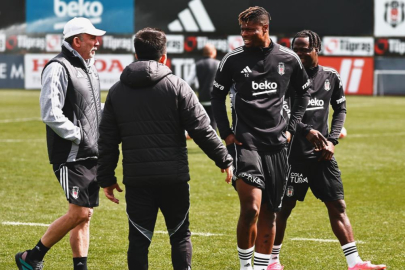 Beşiktaş kondisyon ve taktik çalıştı
