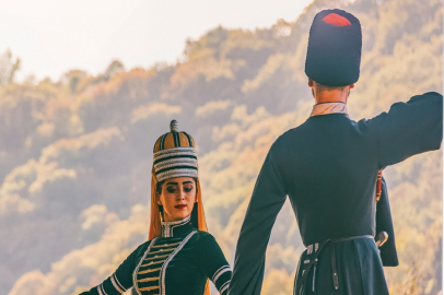 Ekrem Hayri Peker’den Çerkes sürgününe dair kapsamlı çalışma