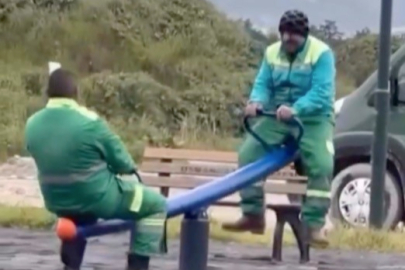 Bursa'da temizlik işçilerinin tahterevalli keyfi