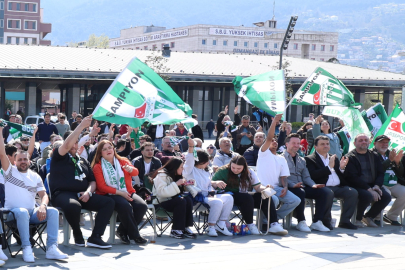 Bursaspor coşkusu Osmangazi'de zirve yaptı